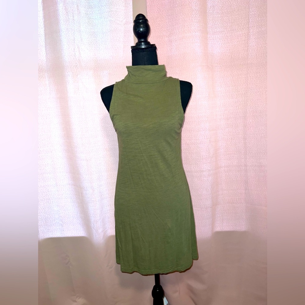 Amazon Hunter Green Sleeveless Dress